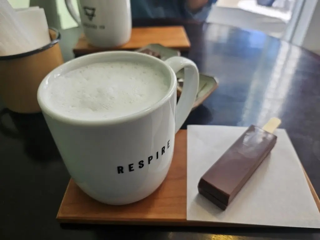 BREATHE CO — foto 3