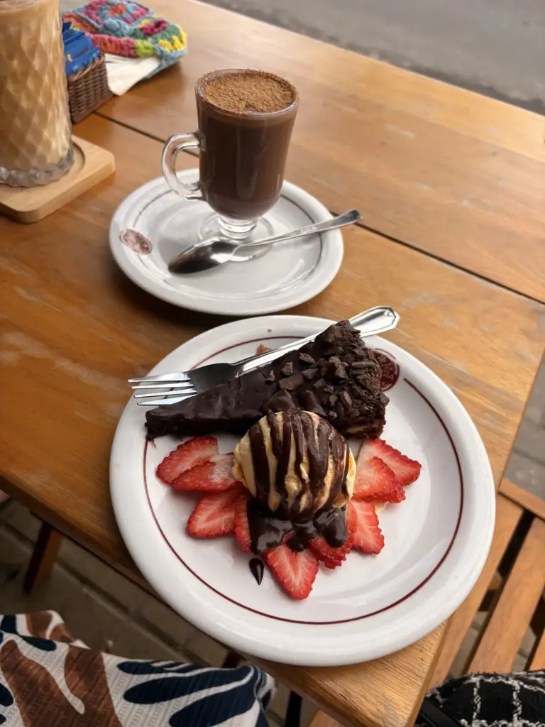 Georgia Café — foto 1