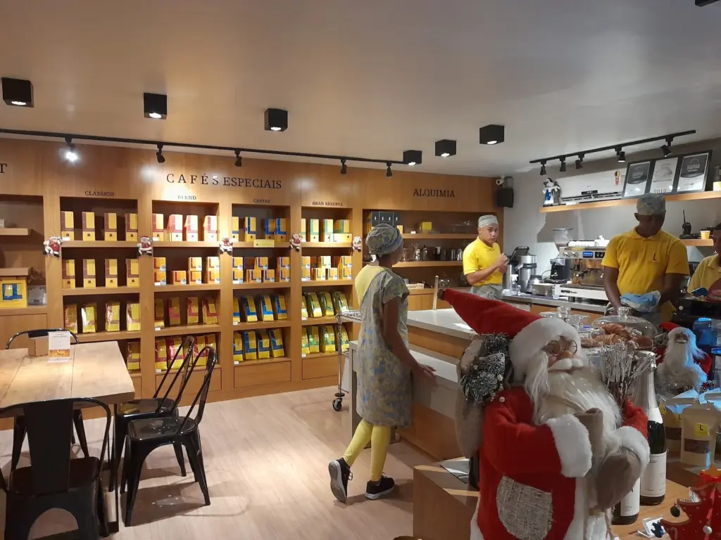 Latitude 13 Cafés Especiais — foto 1