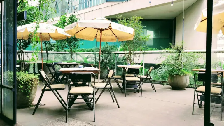 Mocca Coffee & Meals