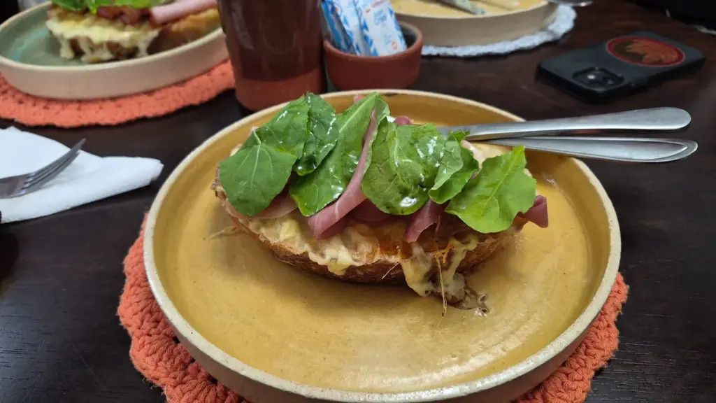 O Chapeleiro Café e Sebo — foto 1