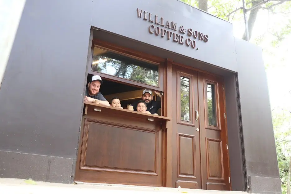 William & Sons Coffee Co. – Garagem — foto 3